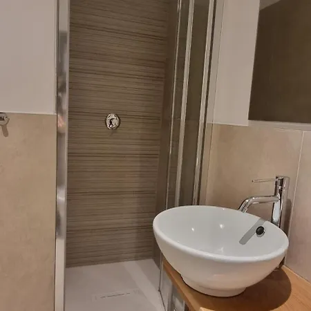 Anthias Guest house